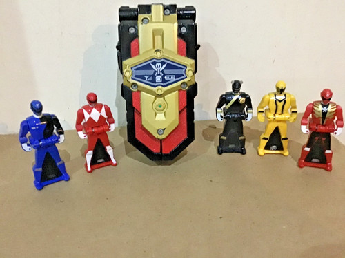 Power rangers megaforce deluxe - rangers,